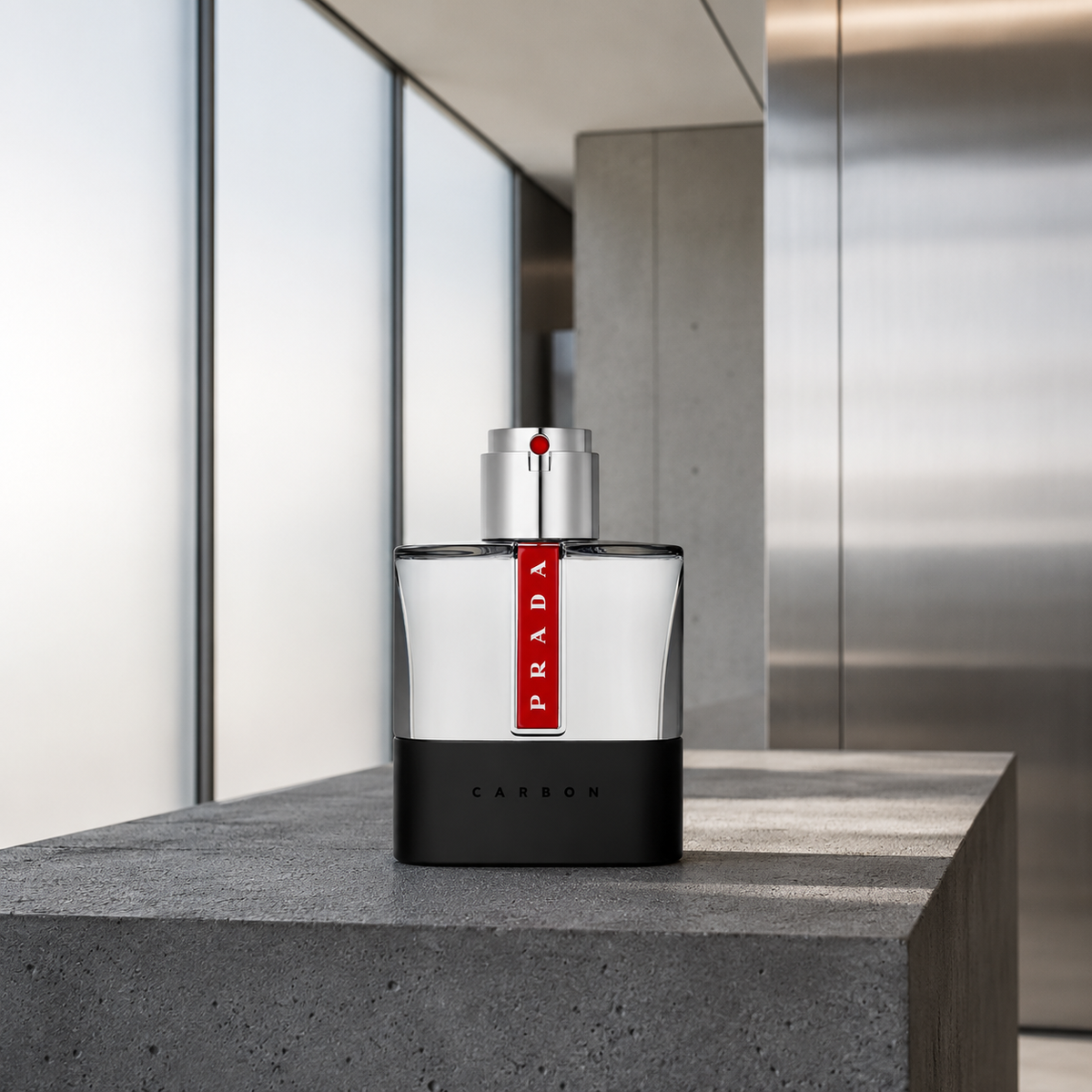 Prada Luna Rossa Carbon 02